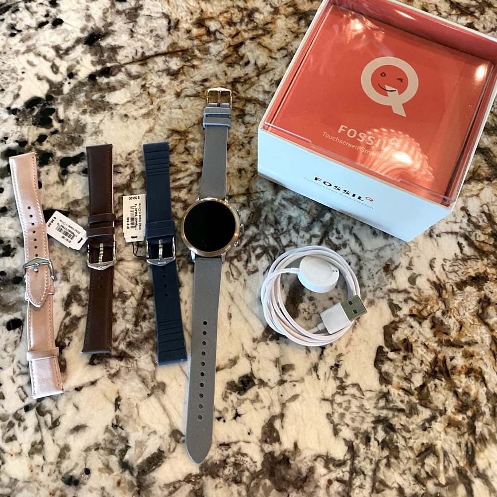 Fossil Q Smartwatch with three additional bands
